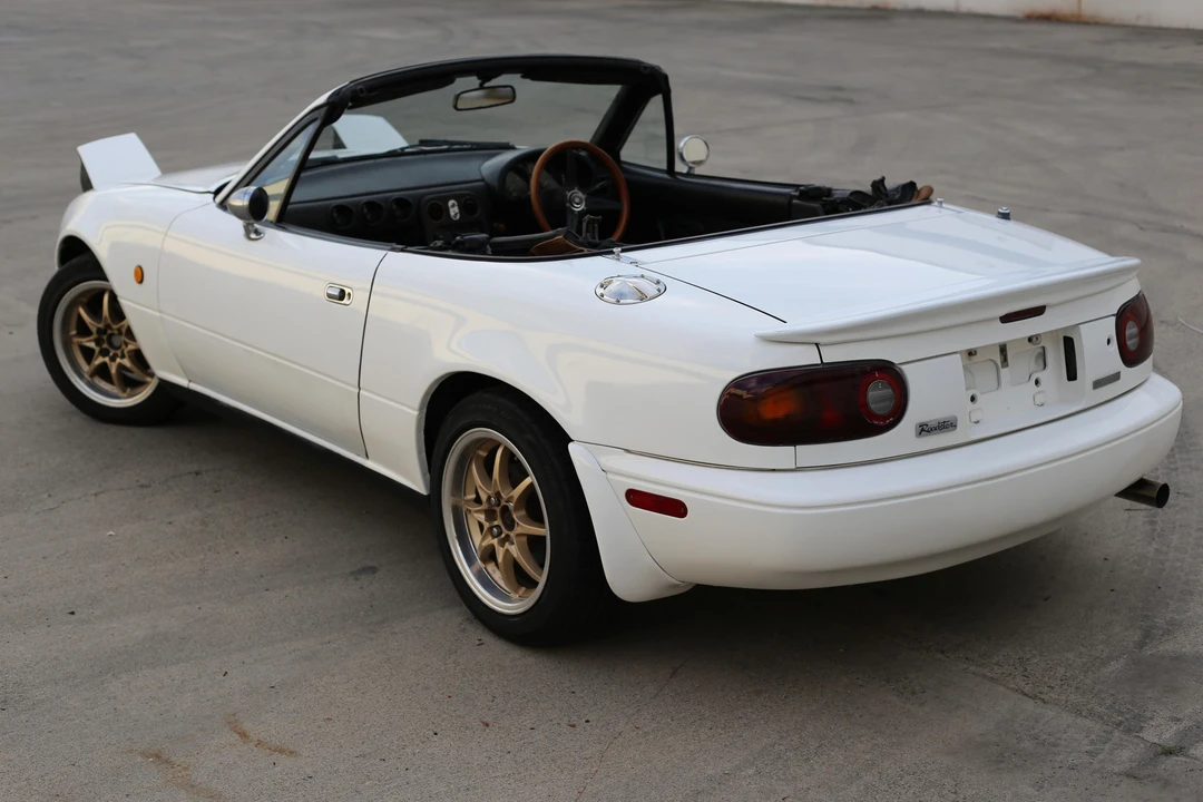 1993 Mazda NA MX-5 Miata - Image 18 of 21