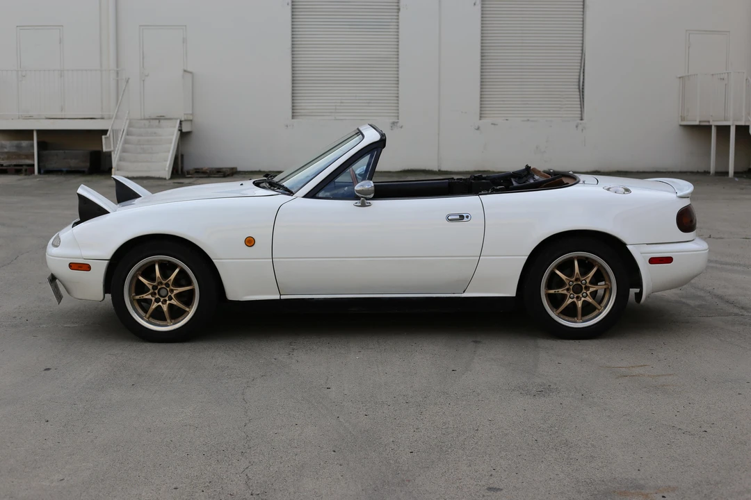 1993 Mazda NA MX-5 Miata - Image 15 of 21
