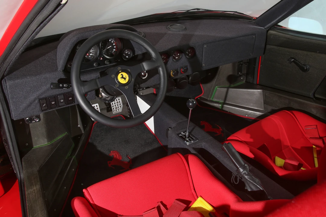 1993 Ferrari F40 - Image 10 of 11