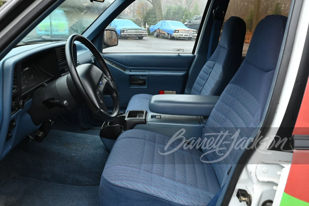 1993 Ford Explorer 1st Gen - Image 9 of 15