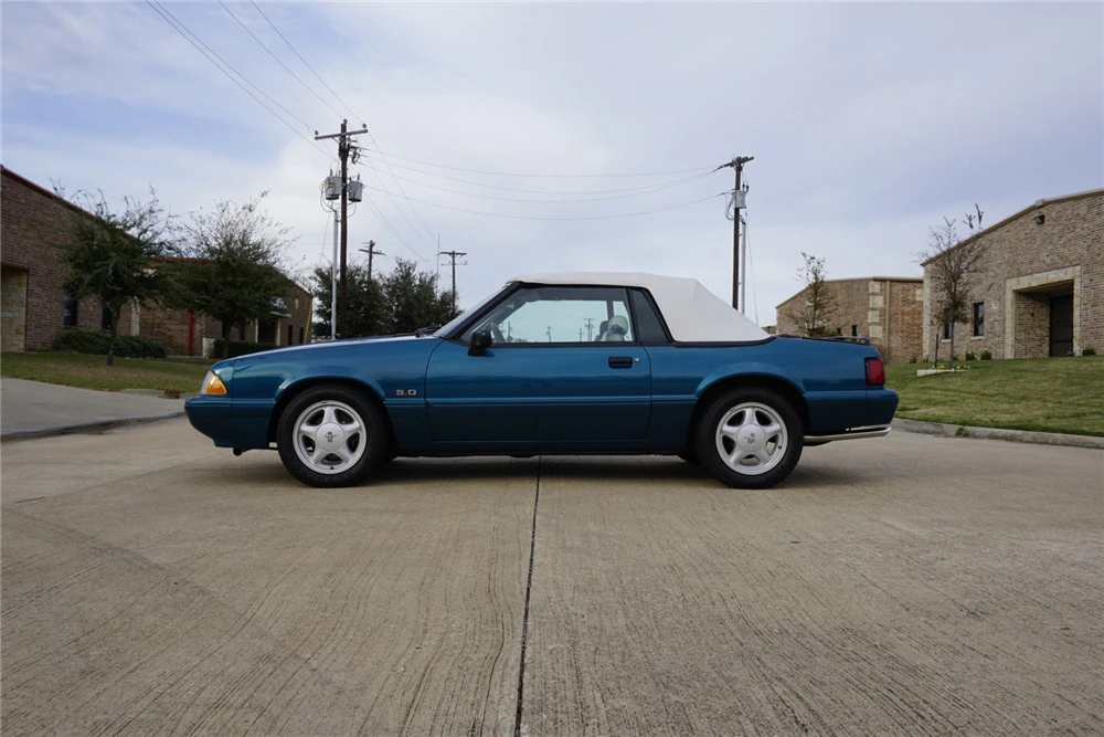 1993 Ford Mustang 3rd Gen - Image 5 of 5