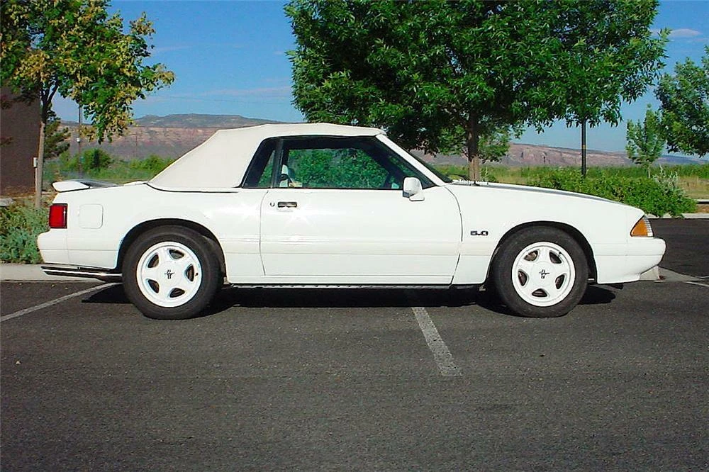 1993 Ford Mustang 3rd Gen - Image 5 of 5