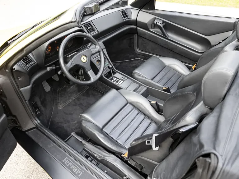 1993 Ferrari 348 Spider - Image 5 of 31