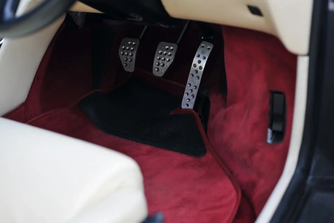 1993 Ferrari 348 ts - Image 16 of 30