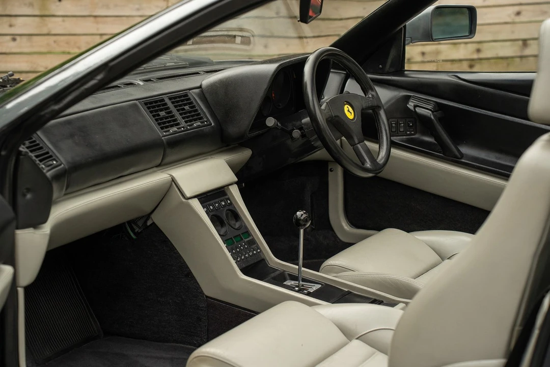 1993 Ferrari 348 ts - Image 22 of 30