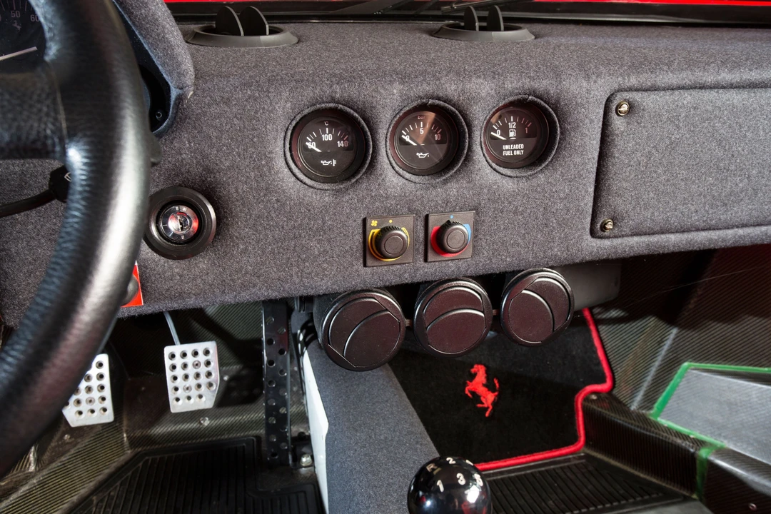 1993 Ferrari F40 - Image 16 of 27