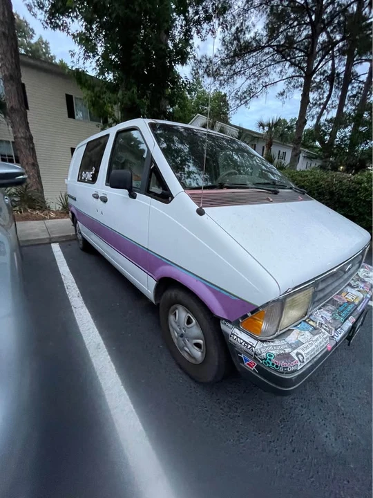 1993 Ford Aerostar - Image 2 of 10