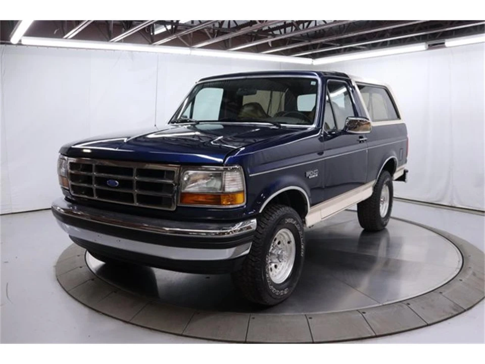 1993 Ford Bronco 5th Gen - Image 2 of 31