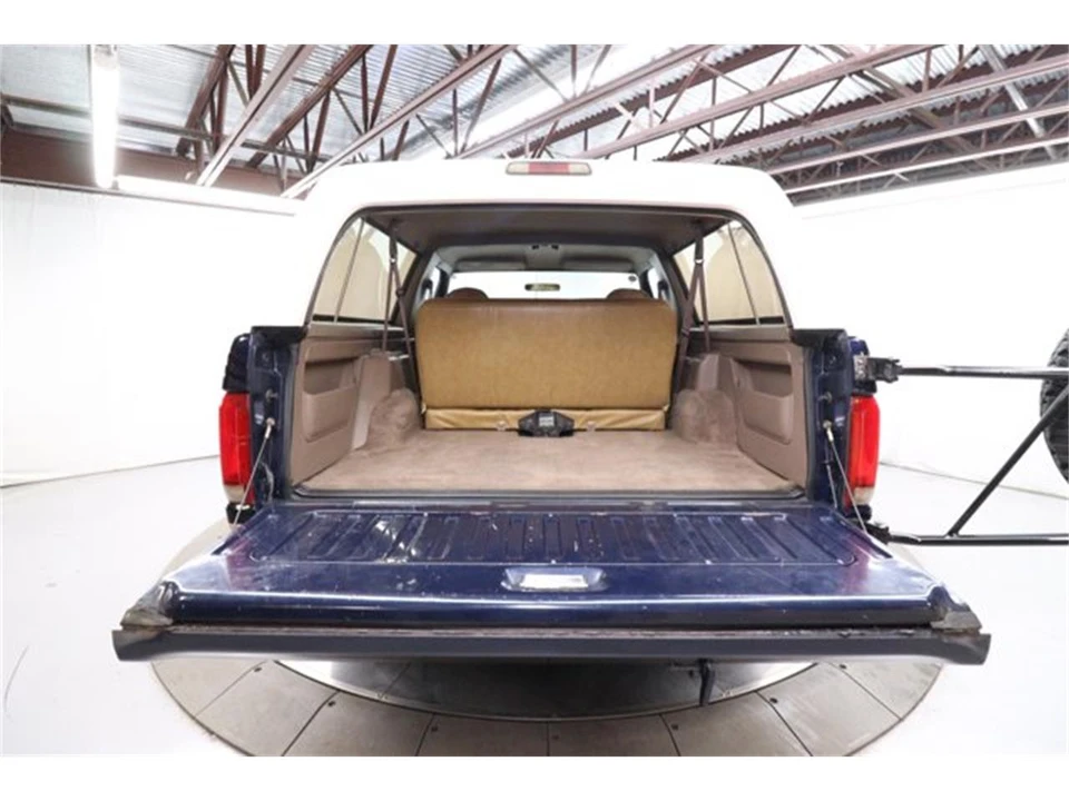 1993 Ford Bronco 5th Gen - Image 27 of 31