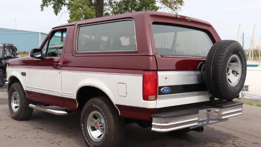 1993 Ford Bronco 5th Gen - Image 3 of 20