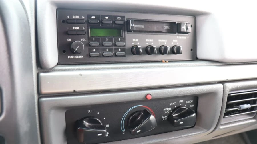 1993 Ford Bronco 5th Gen - Image 7 of 20