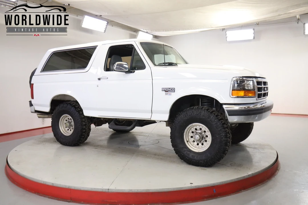 1993 Ford Bronco 5th Gen - Image 2 of 12
