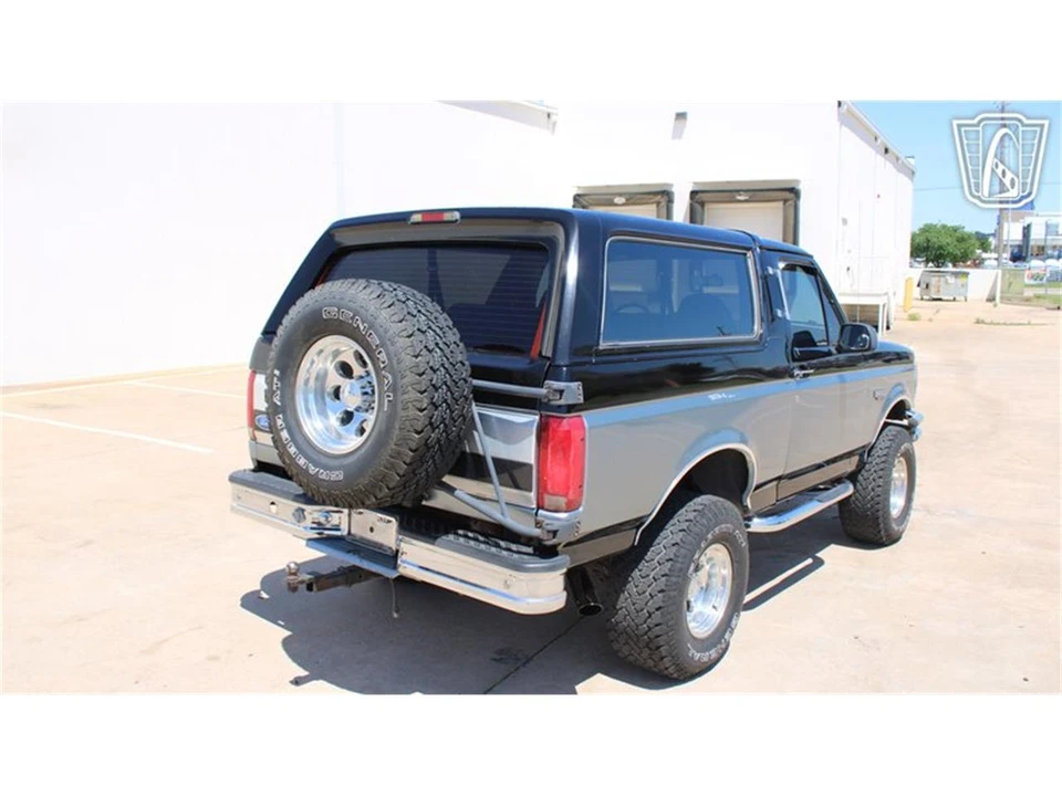 1993 Ford Bronco 5th Gen - Image 27 of 31