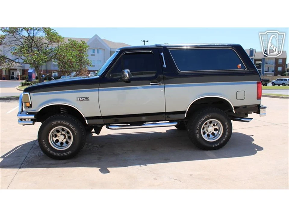 1993 Ford Bronco 5th Gen - Image 3 of 31