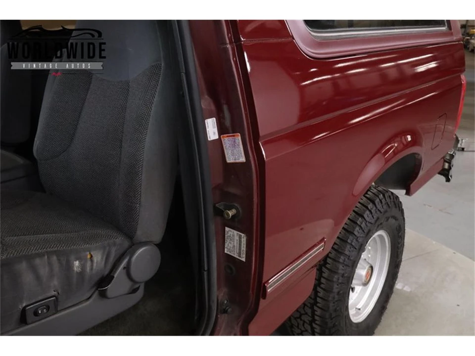 1993 Ford Bronco 5th Gen - Image 26 of 31