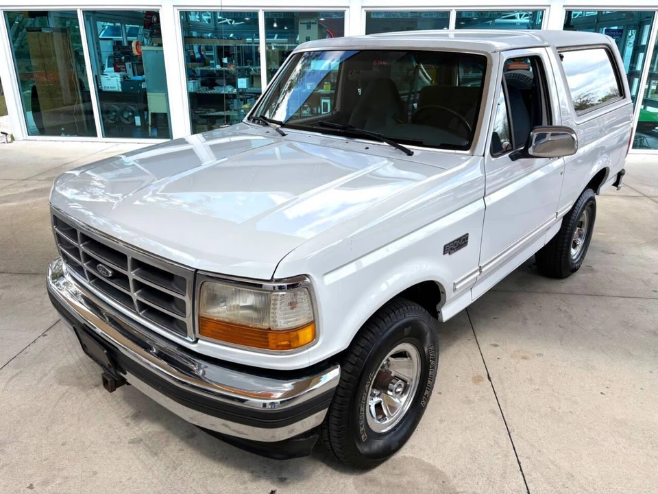 1993 Ford Bronco 5th Gen - Image 21 of 31
