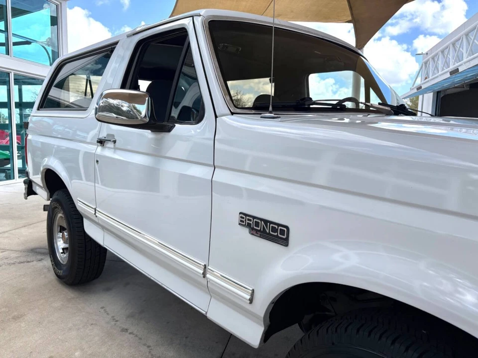1993 Ford Bronco 5th Gen - Image 19 of 21