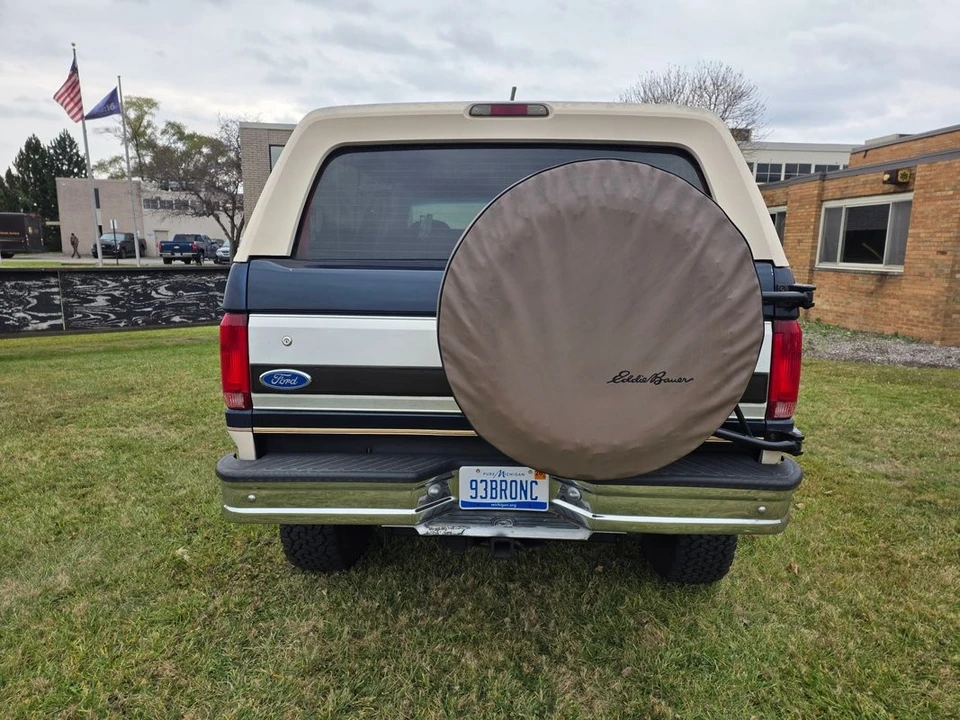 1993 Ford Bronco 5th Gen - Image 7 of 21