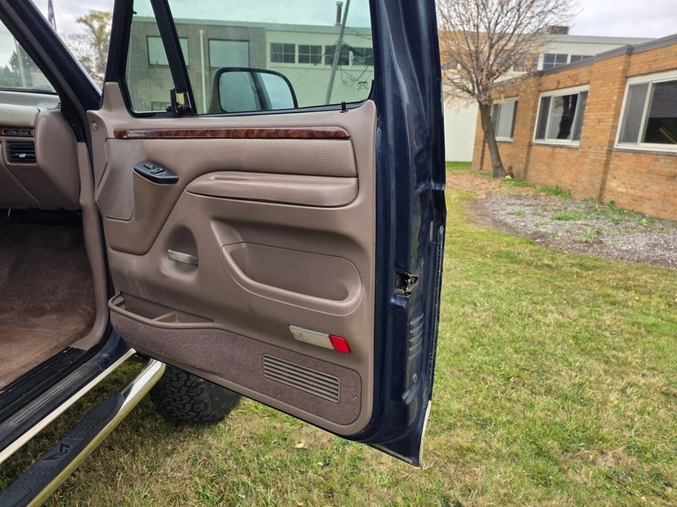 1993 Ford Bronco 5th Gen - Image 15 of 21