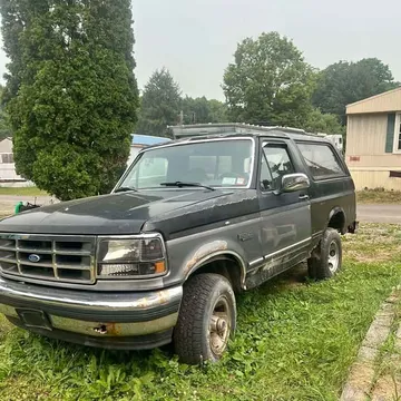 1993 Ford Bronco Badlands Sport Utility 2D