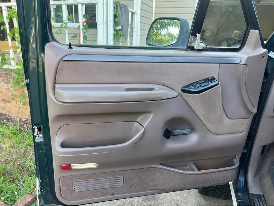 1993 Ford Bronco 5th Gen - Image 4 of 10