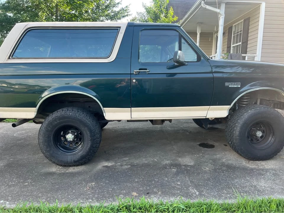 1993 Ford Bronco 5th Gen - Image 3 of 10