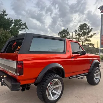 1993 Ford Bronco Big Bend Sport Utility 4D