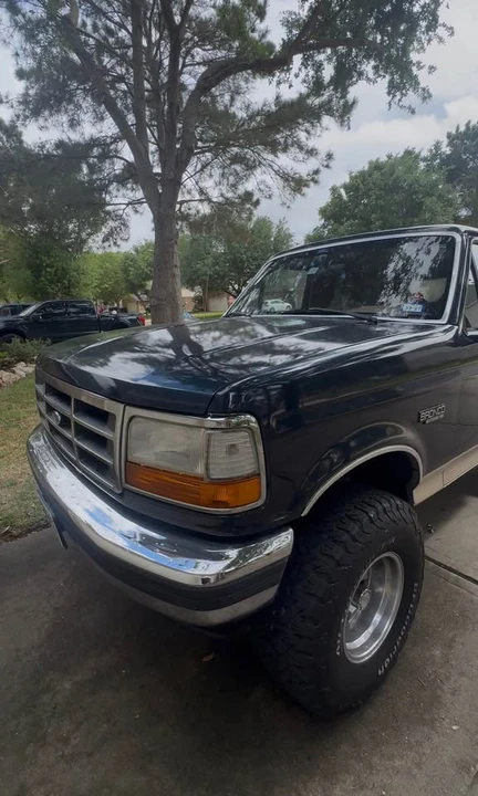 1993 Ford Bronco 5th Gen - Image 2 of 6