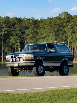 1993 Ford Bronco Eddie Bauer