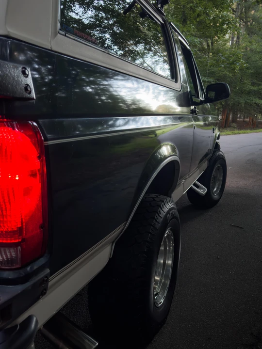 1993 Ford Bronco 5th Gen - Image 28 of 31