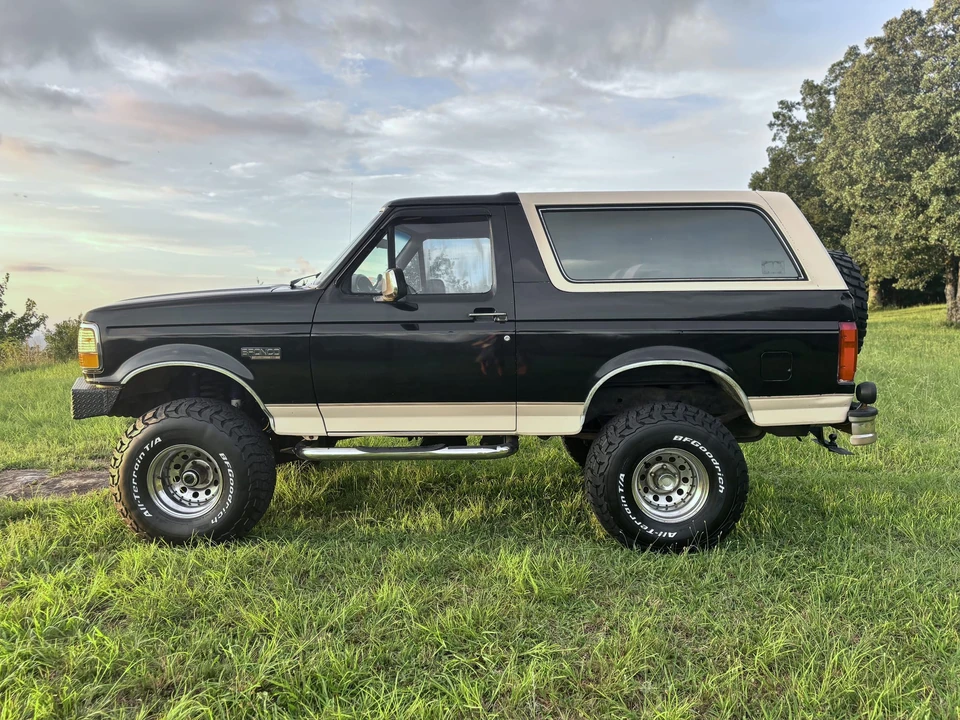 1993 Ford Bronco 5th Gen - Image 8 of 31