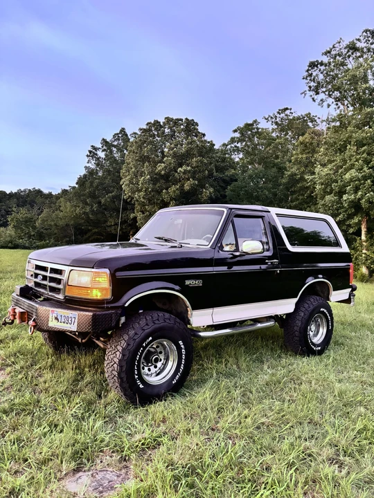 1993 Ford Bronco 5th Gen - Image 5 of 31