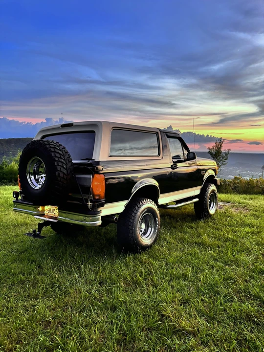 1993 Ford Bronco 5th Gen - Image 20 of 31
