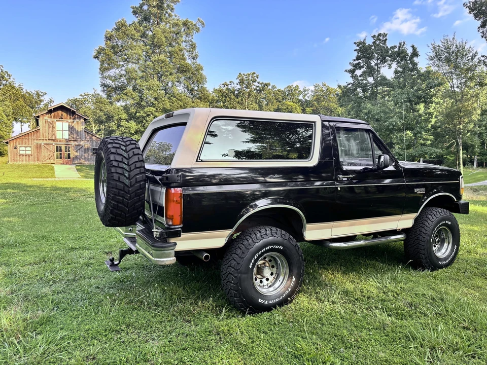 1993 Ford Bronco 5th Gen - Image 23 of 31