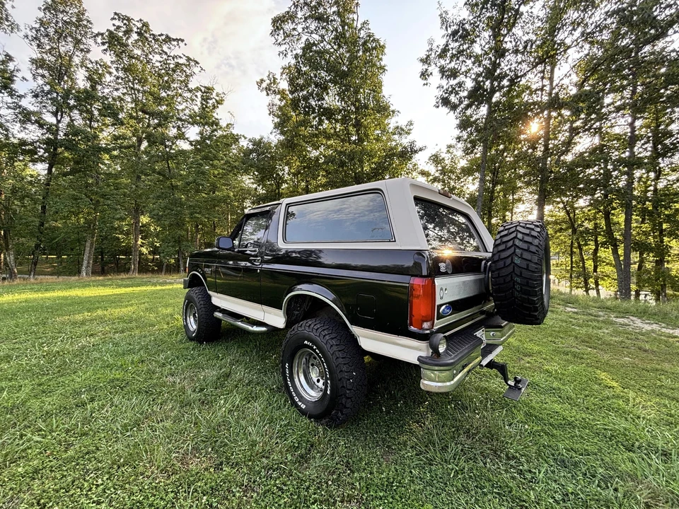 1993 Ford Bronco 5th Gen - Image 12 of 31