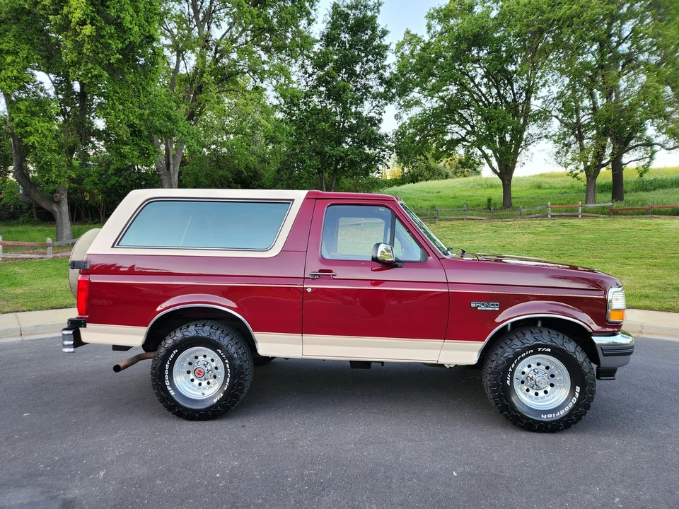 1993 Ford Bronco 5th Gen - Image 24 of 31