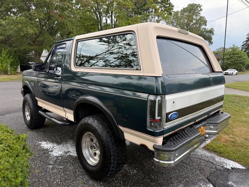 1993 Ford Bronco 5th Gen - Image 3 of 21
