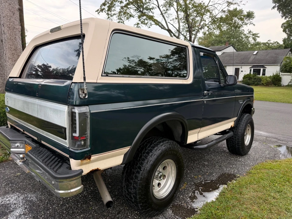 1993 Ford Bronco 5th Gen - Image 2 of 21