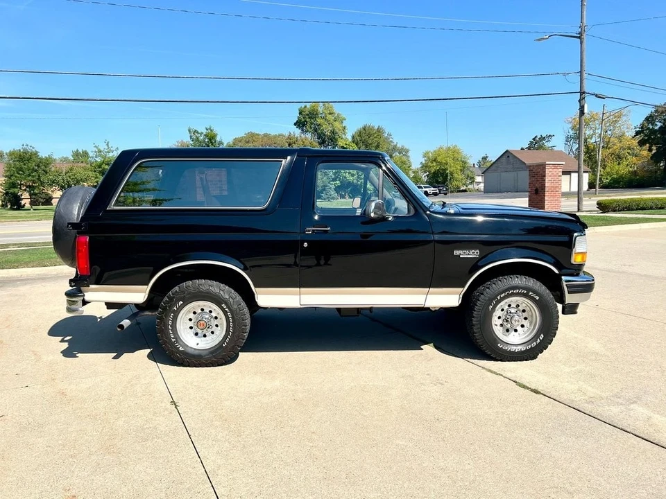 1993 Ford Bronco 5th Gen - Image 4 of 12