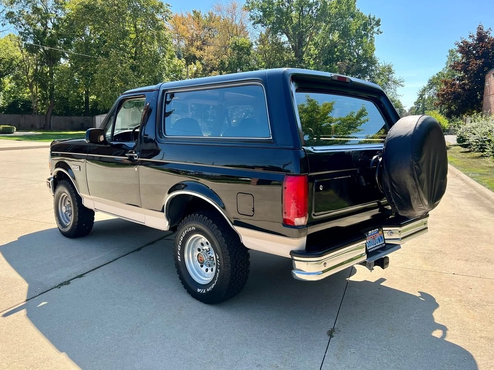 1993 Ford Bronco 5th Gen - Image 7 of 12