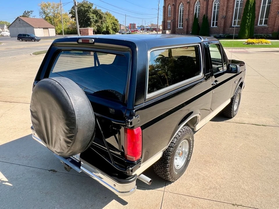 1993 Ford Bronco 5th Gen - Image 12 of 12