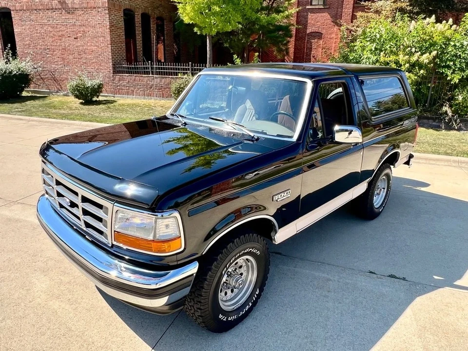 1993 Ford Bronco 5th Gen - Image 9 of 12
