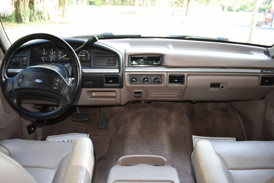 1993 Ford Bronco 5th Gen - Image 3 of 16