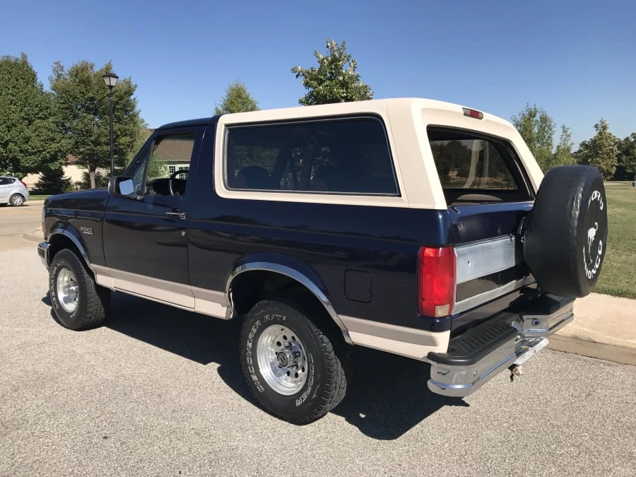 1993 Ford Bronco 5th Gen - Image 3 of 8