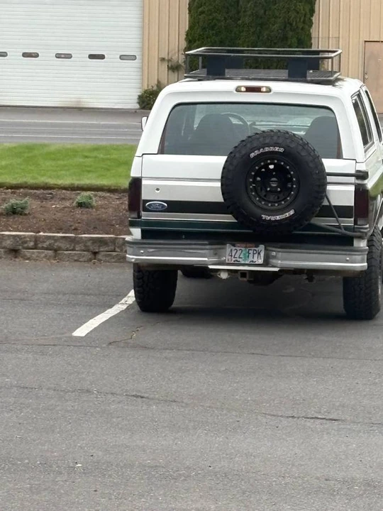 1993 Ford Bronco 5th Gen - Image 3 of 13