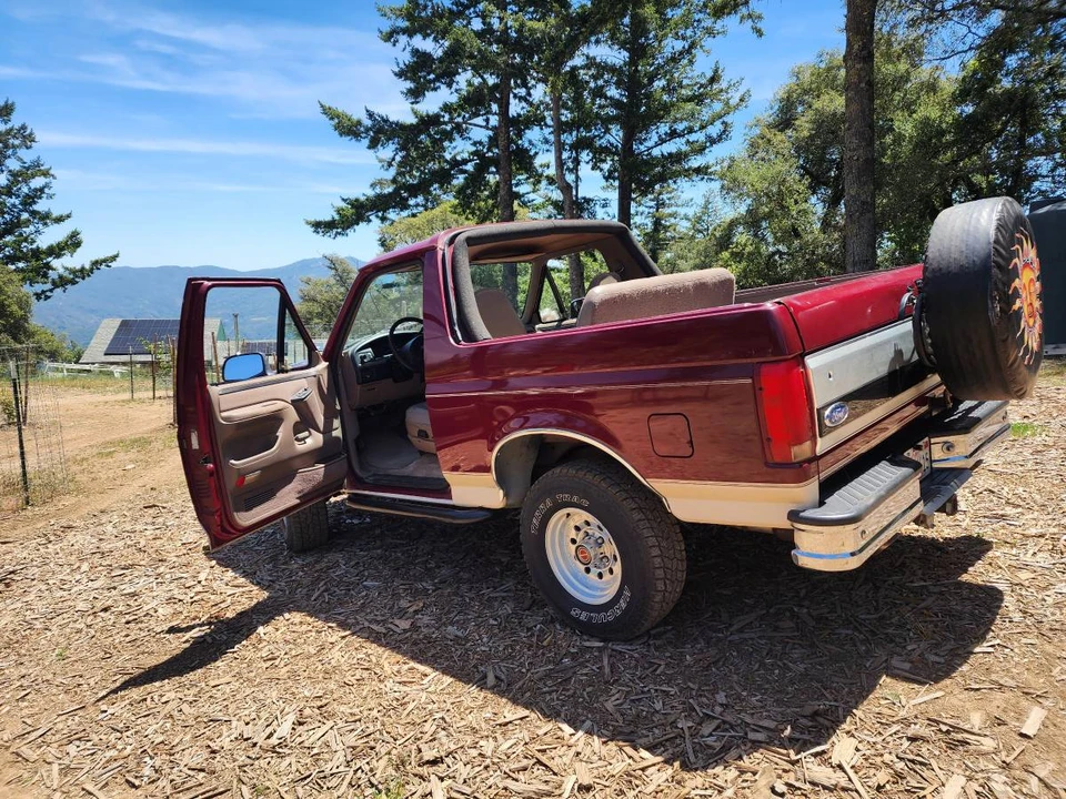 1993 Ford Bronco 5th Gen - Image 13 of 14