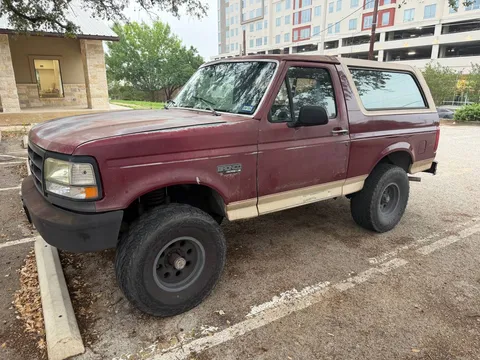 1993 Ford Bronco XLT Lariat