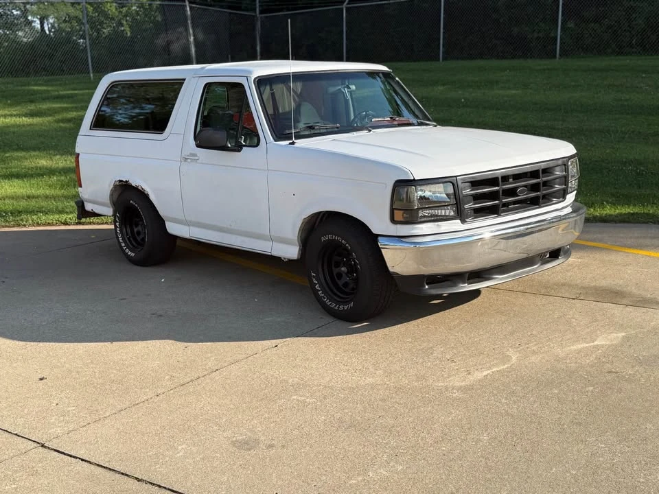 1993 Ford Bronco 5th Gen - Image 4 of 9
