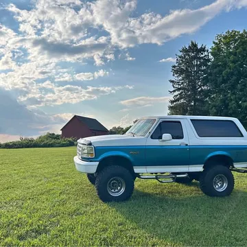1993 Ford Bronco Sport Utility 2D
