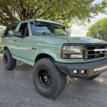 1993 Ford Bronco Sport Utility 2D